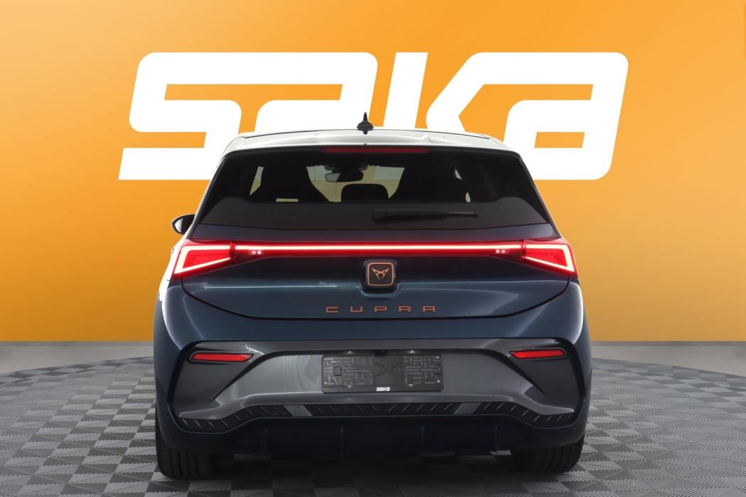 CUPRA Born 2022
