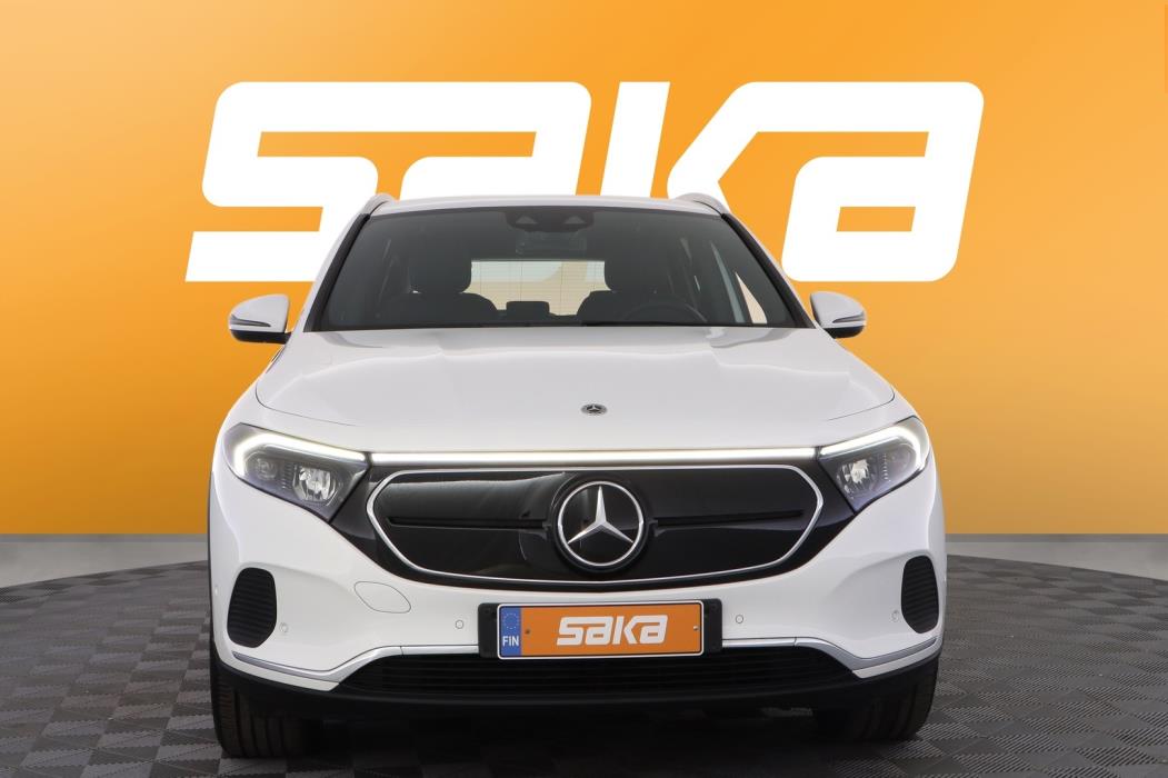 MERCEDES-BENZ EQA 2023