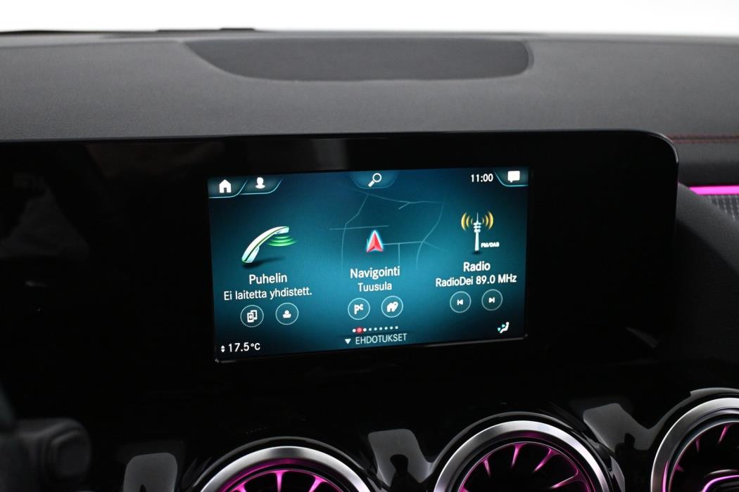 MERCEDES-BENZ EQA 2023