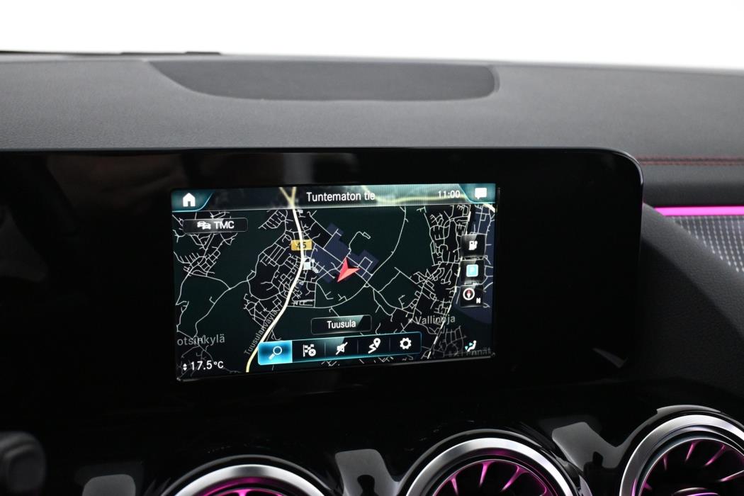 MERCEDES-BENZ EQA 2023