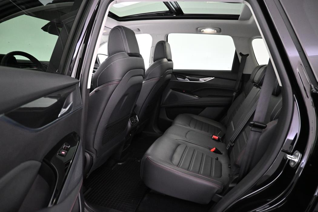 MAXUS Euniq 6 2023