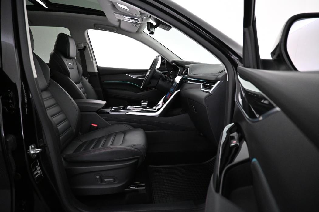 MAXUS Euniq 6 2023