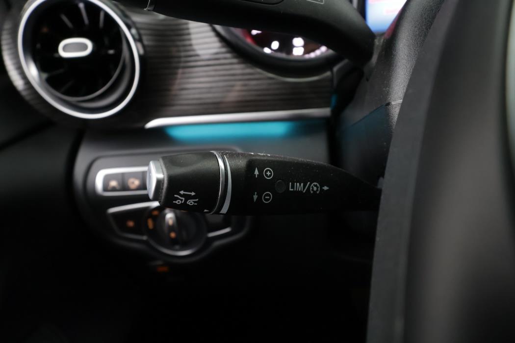 MERCEDES-BENZ EQV 2021