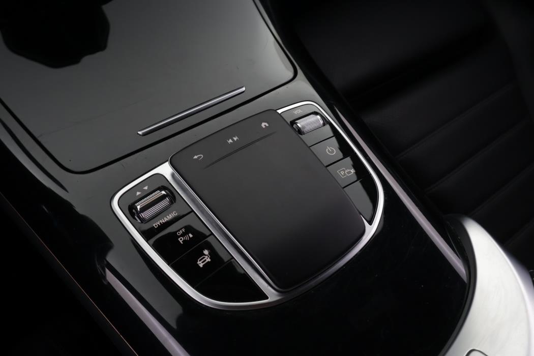 MERCEDES-BENZ EQC 2023