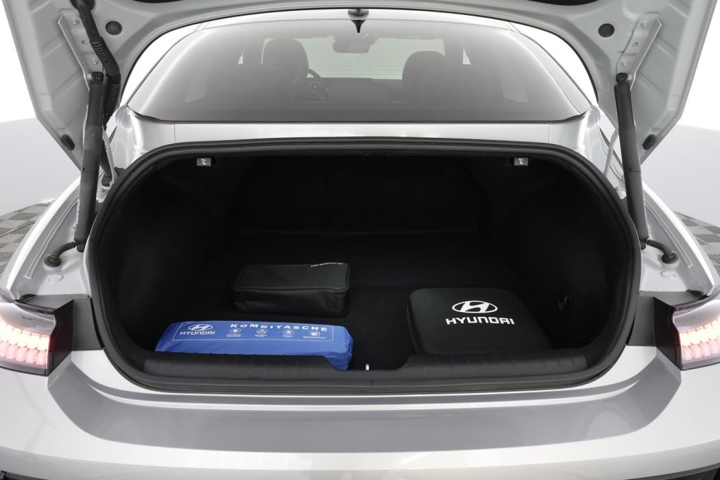 HYUNDAI IONIQ 6 2025