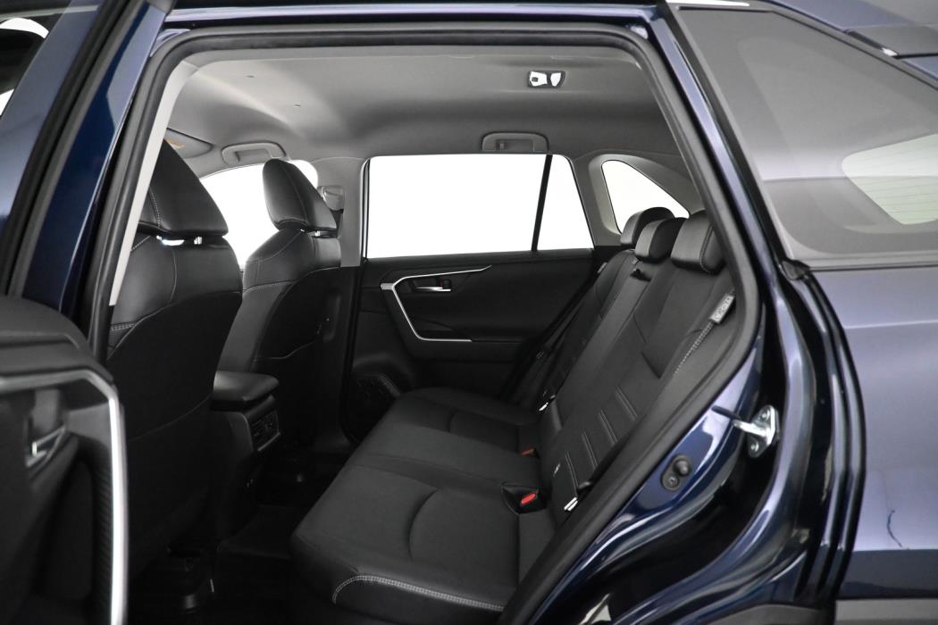 TOYOTA RAV4 2021