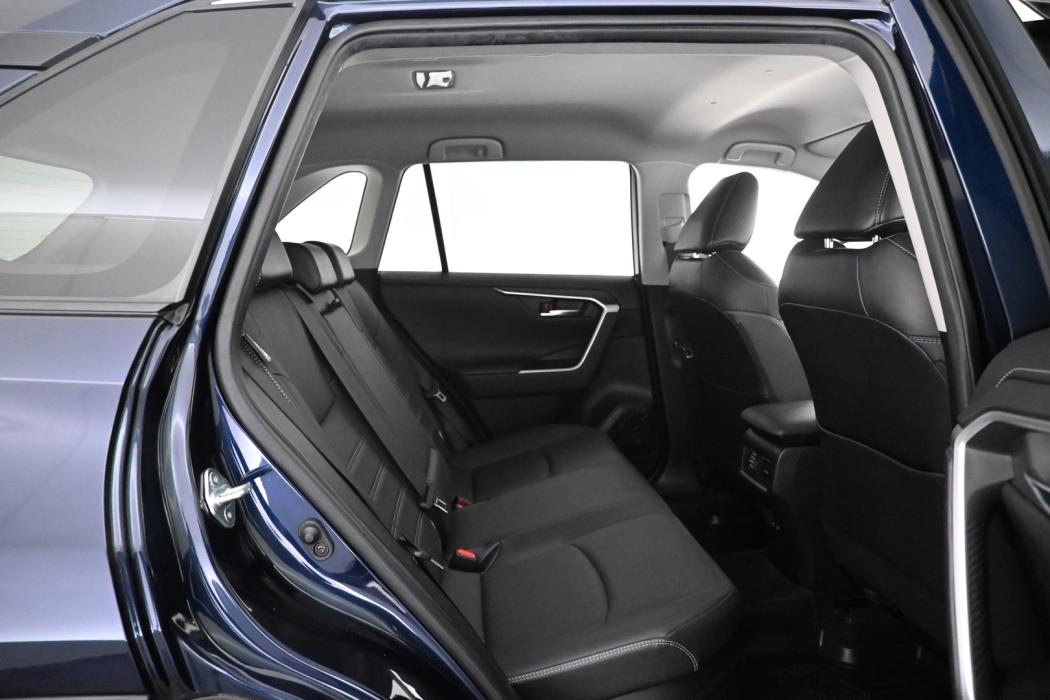 TOYOTA RAV4 2021