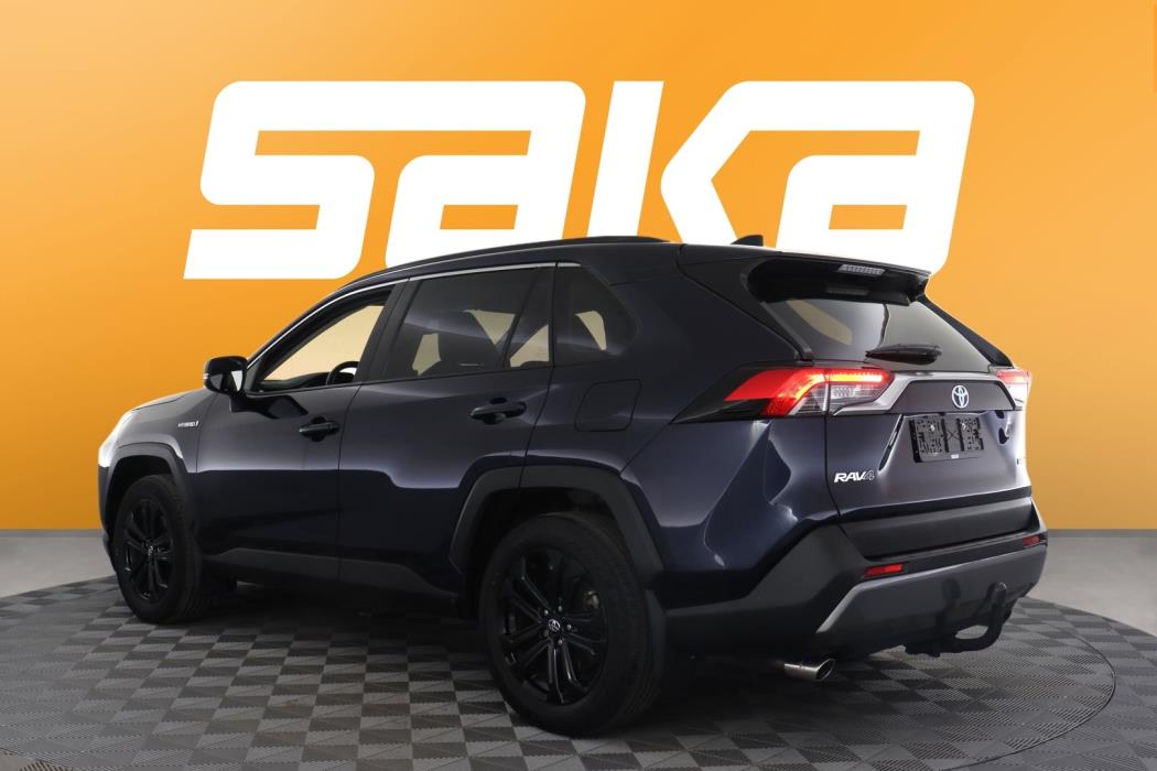 TOYOTA RAV4 2021