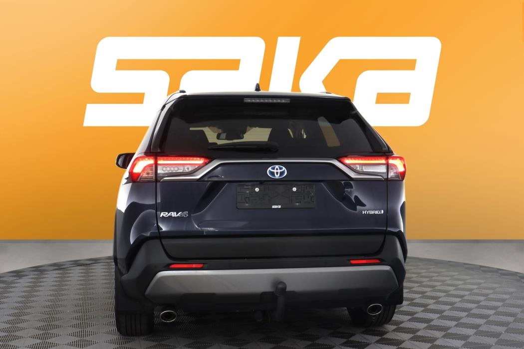 TOYOTA RAV4 2021