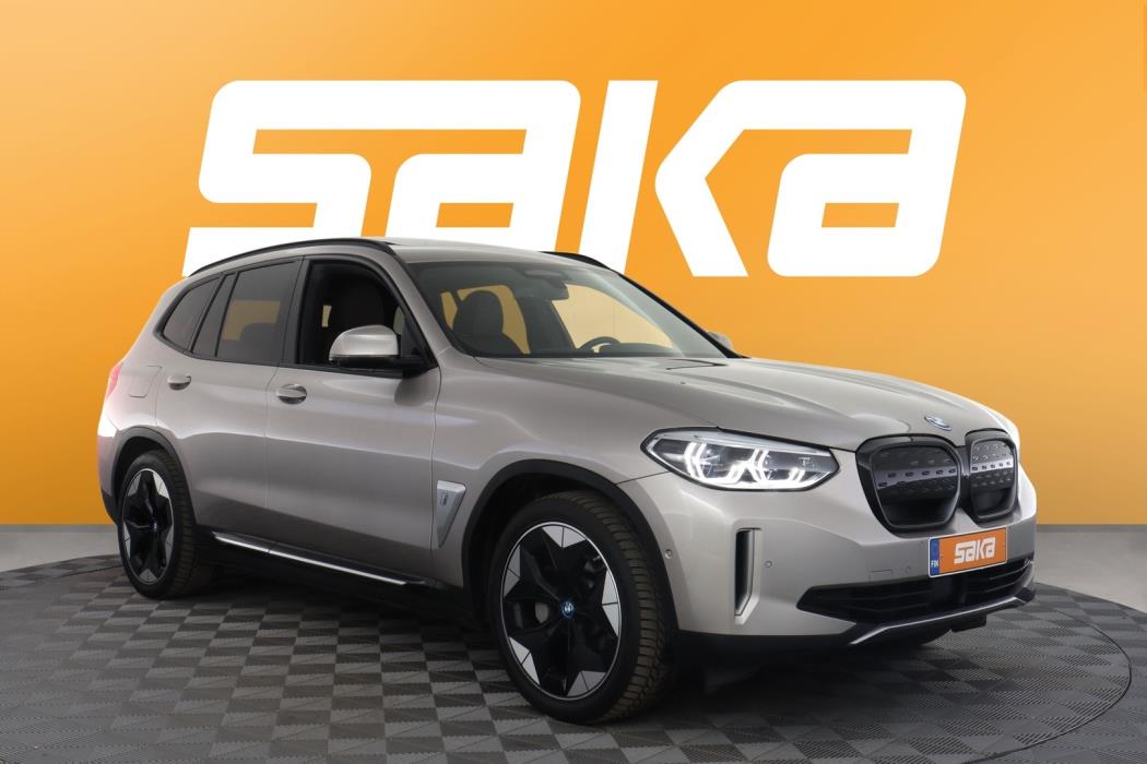 BMW iX3 2022