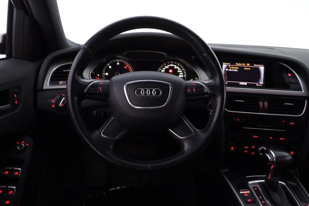 AUDI A4 2013