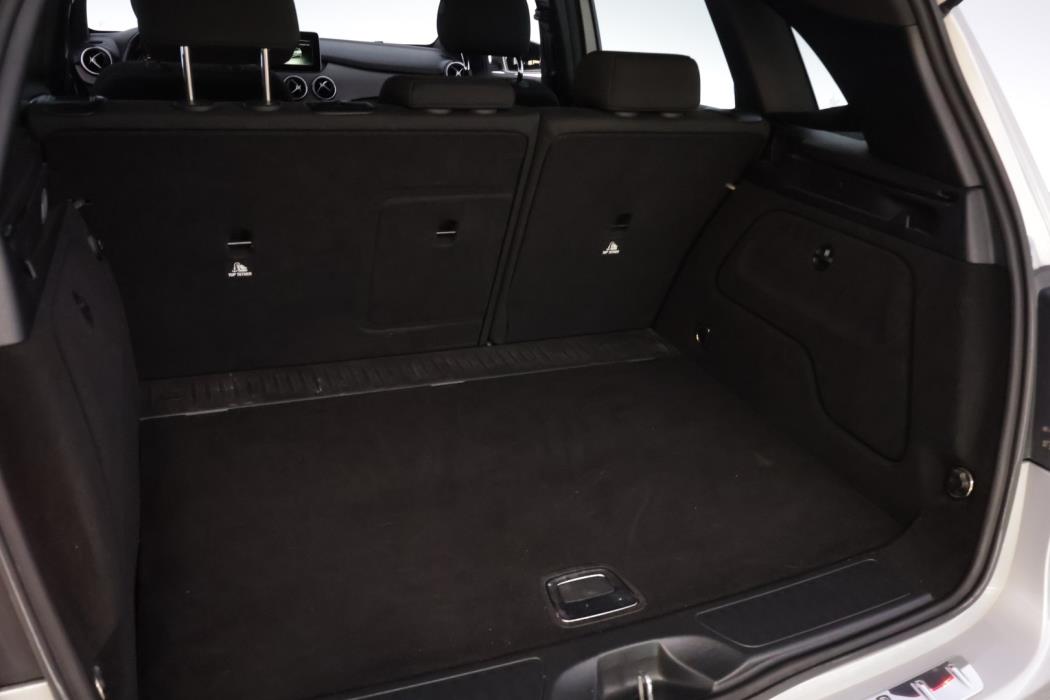 MERCEDES-BENZ B 2016