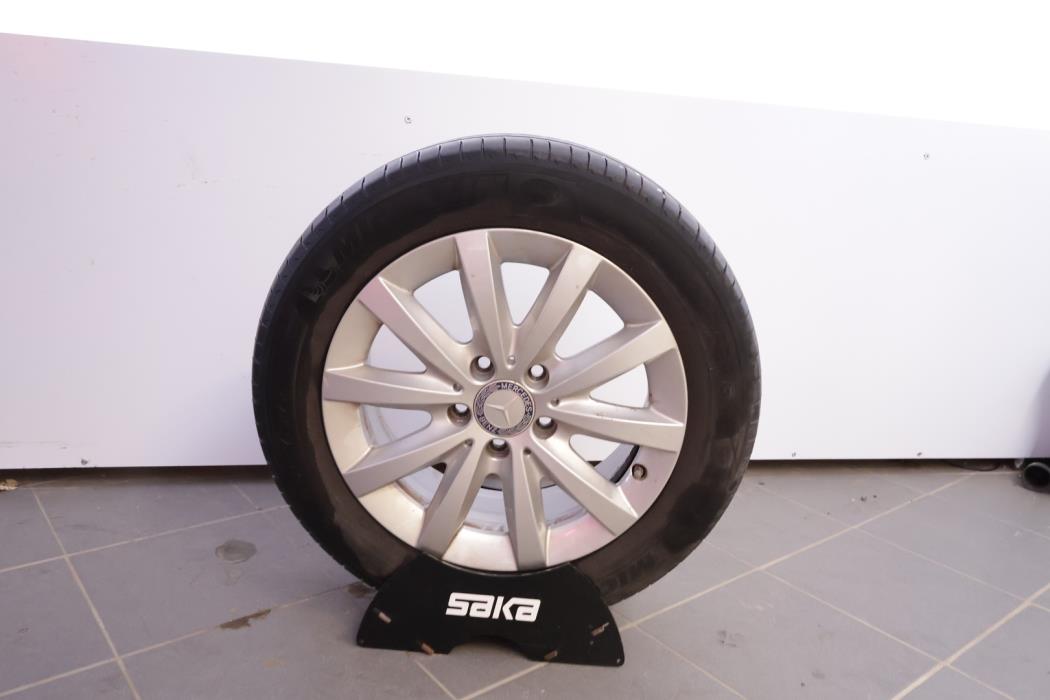 MERCEDES-BENZ B 2016