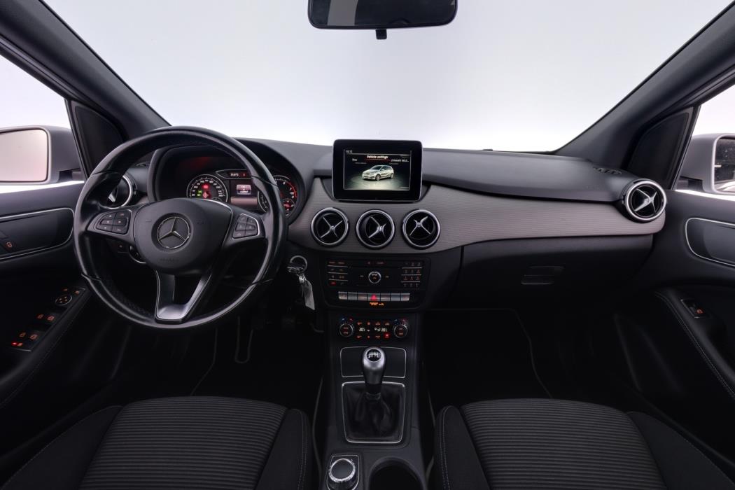 MERCEDES-BENZ B 2016