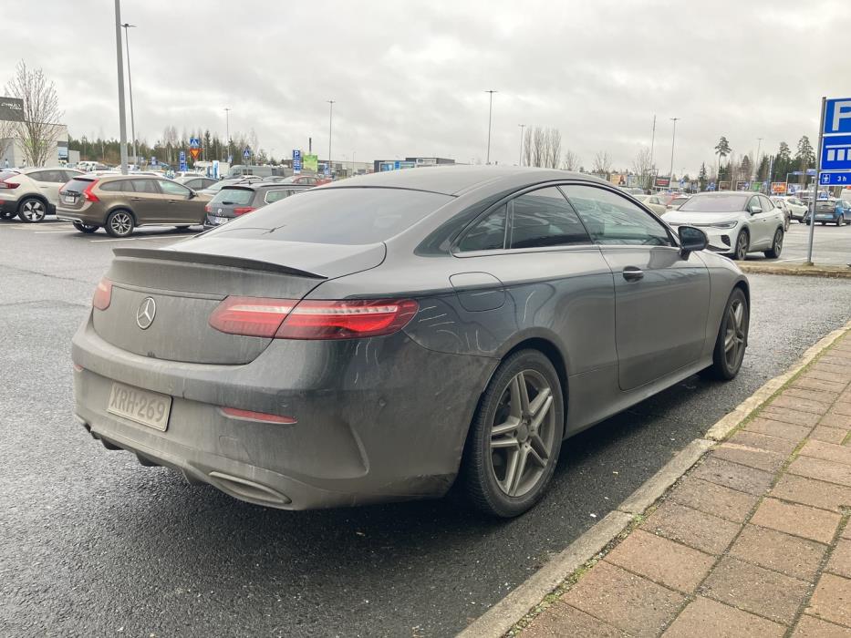 MERCEDES-BENZ E 2018
