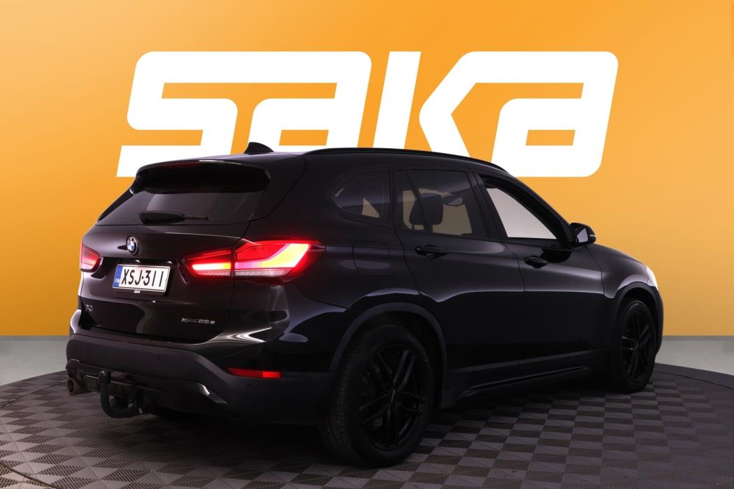 BMW X1 2021