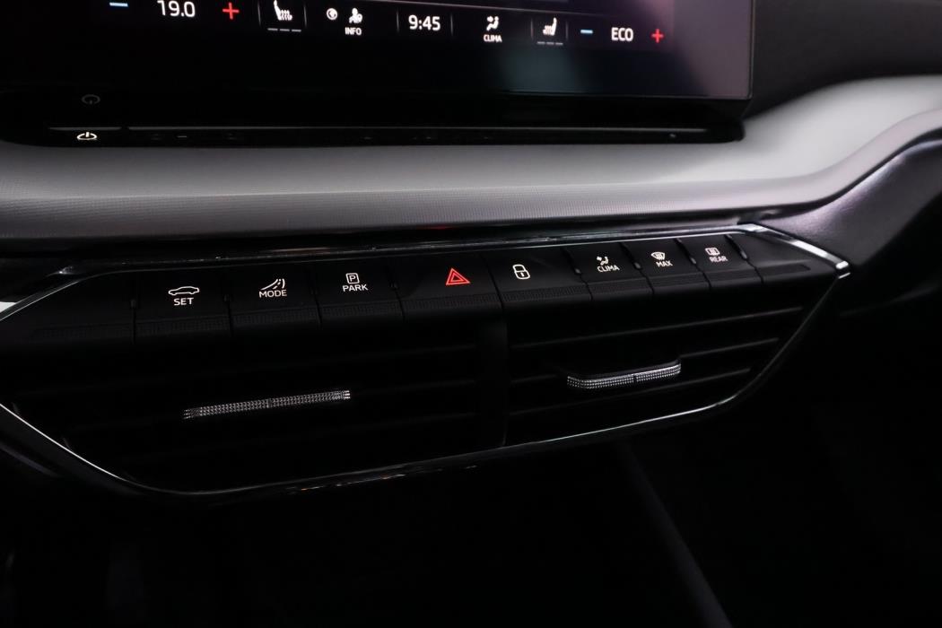 SKODA Octavia 2024