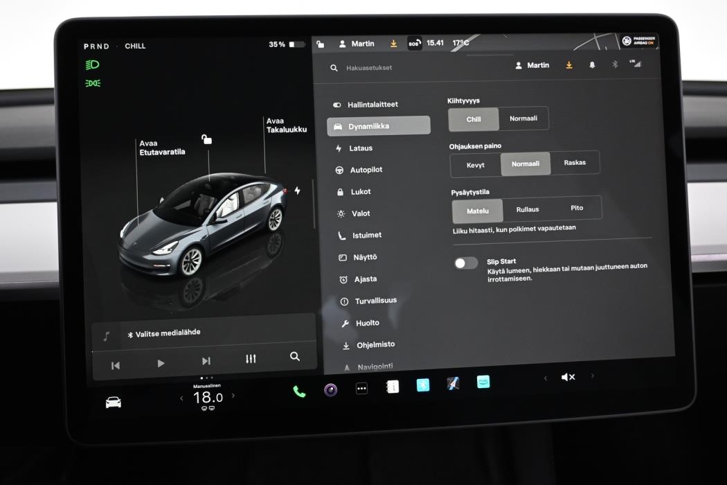 TESLA Model 3 2022