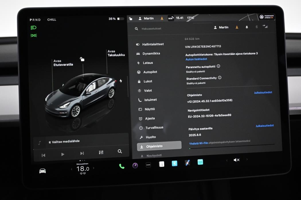 TESLA Model 3 2022