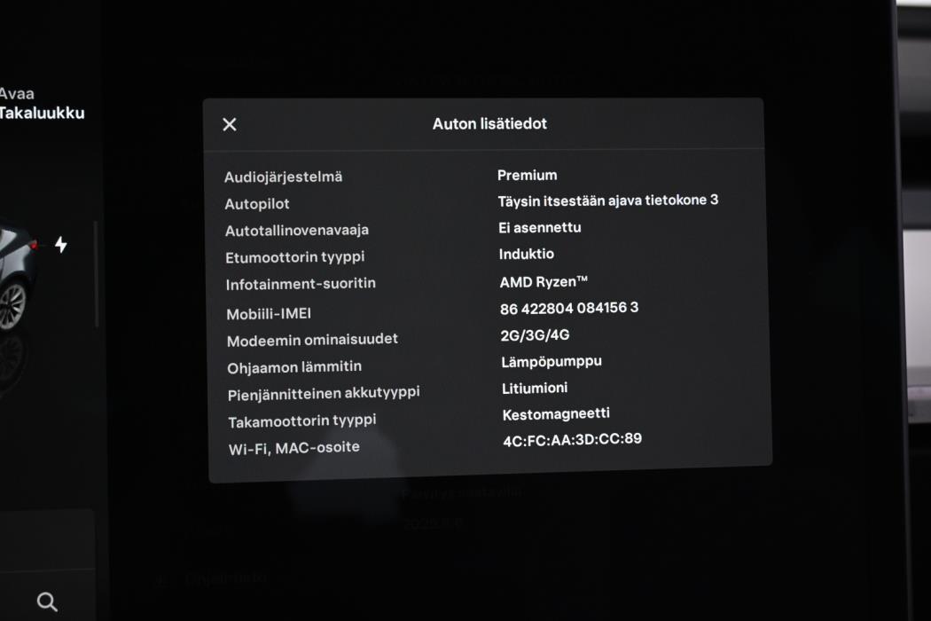 TESLA Model 3 2022