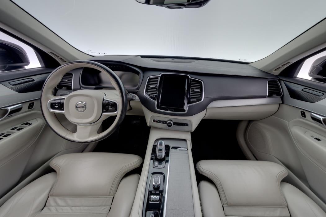VOLVO XC90 2019