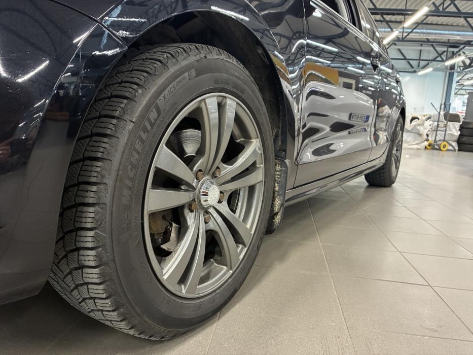 VOLKSWAGEN Jetta 2012