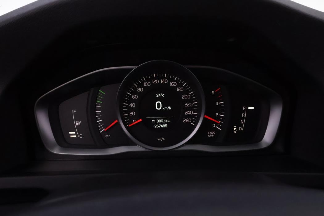 VOLVO V60 Cross Country 2016