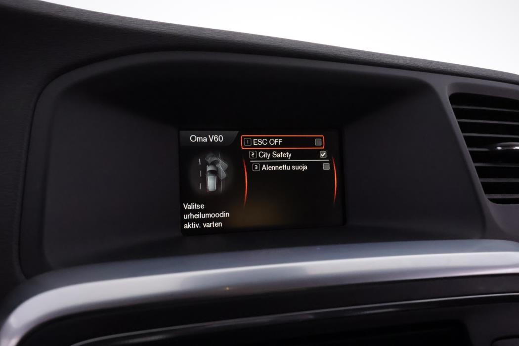 VOLVO V60 Cross Country 2016