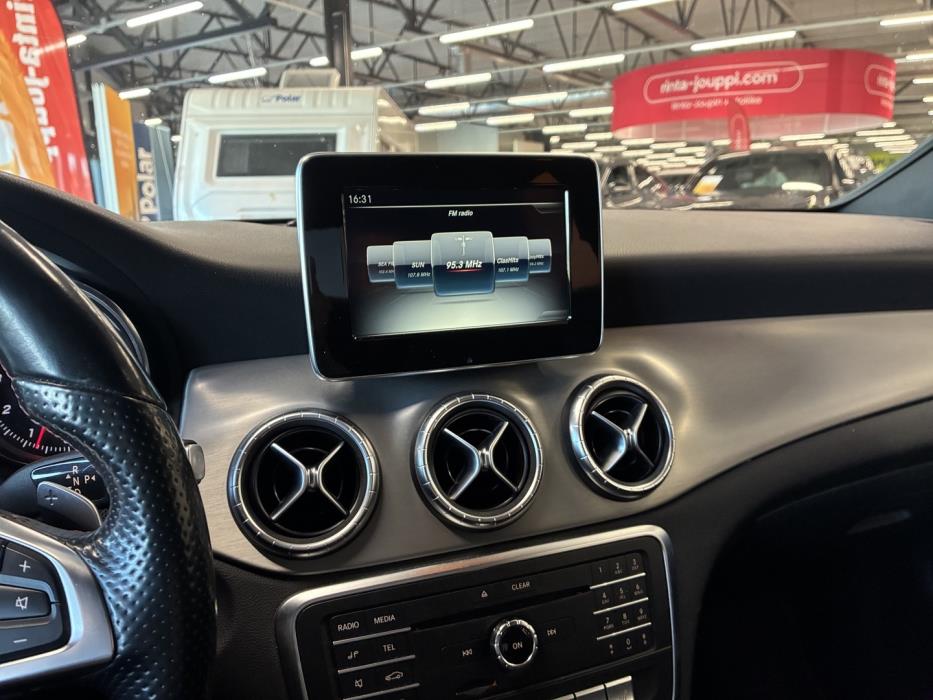 MERCEDES-BENZ CLA 2018