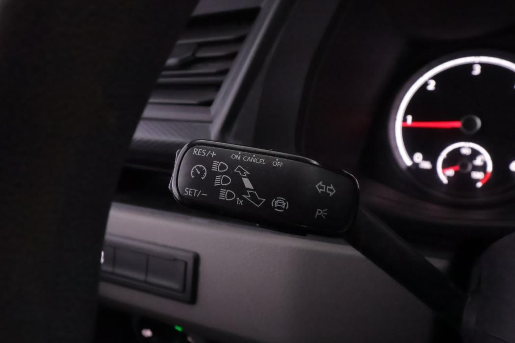 VOLKSWAGEN Transporter 2021