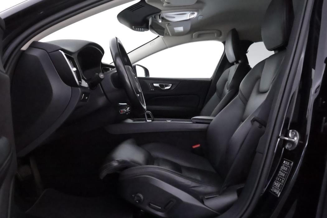 VOLVO V60 Cross Country 2022