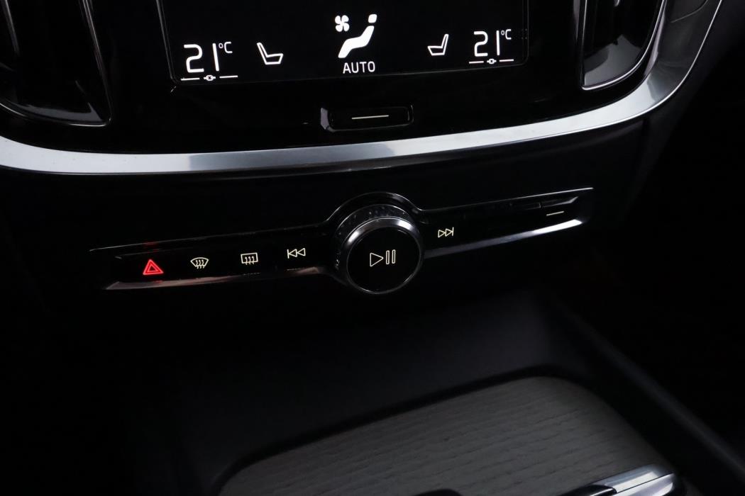 VOLVO V60 Cross Country 2022