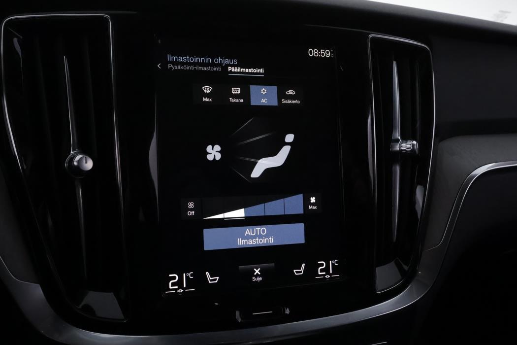 VOLVO V60 Cross Country 2022