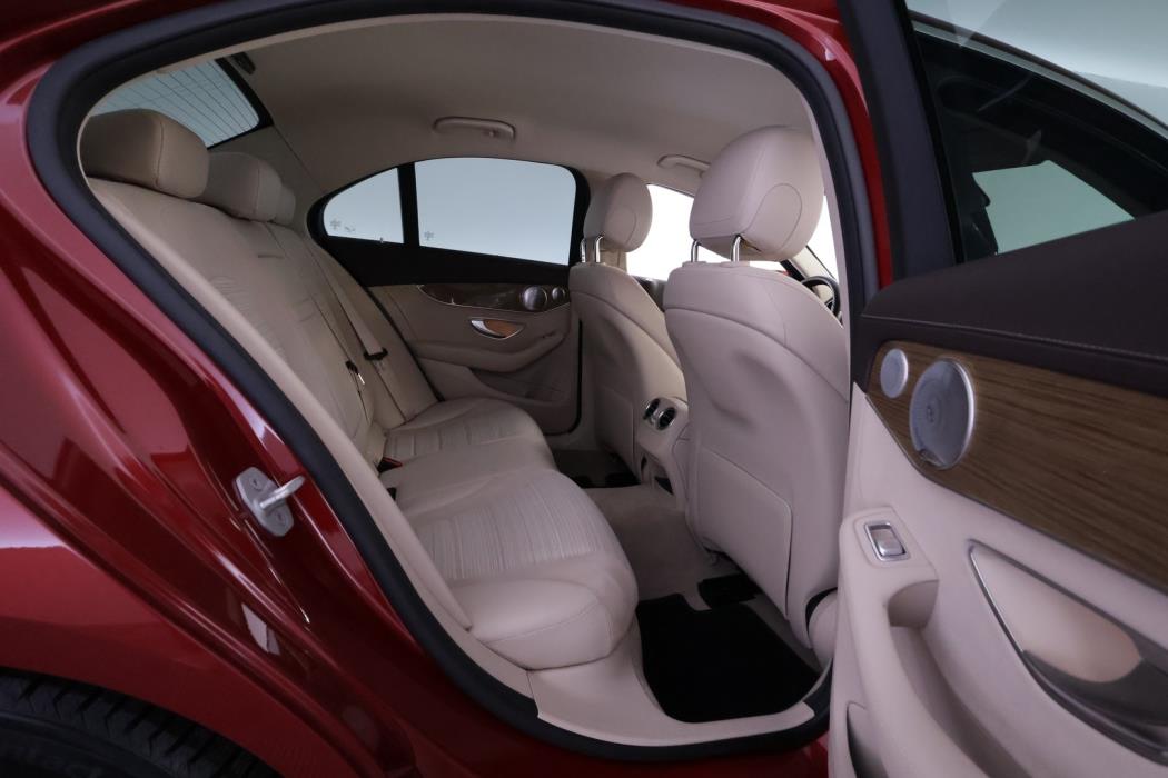 MERCEDES-BENZ C 2016