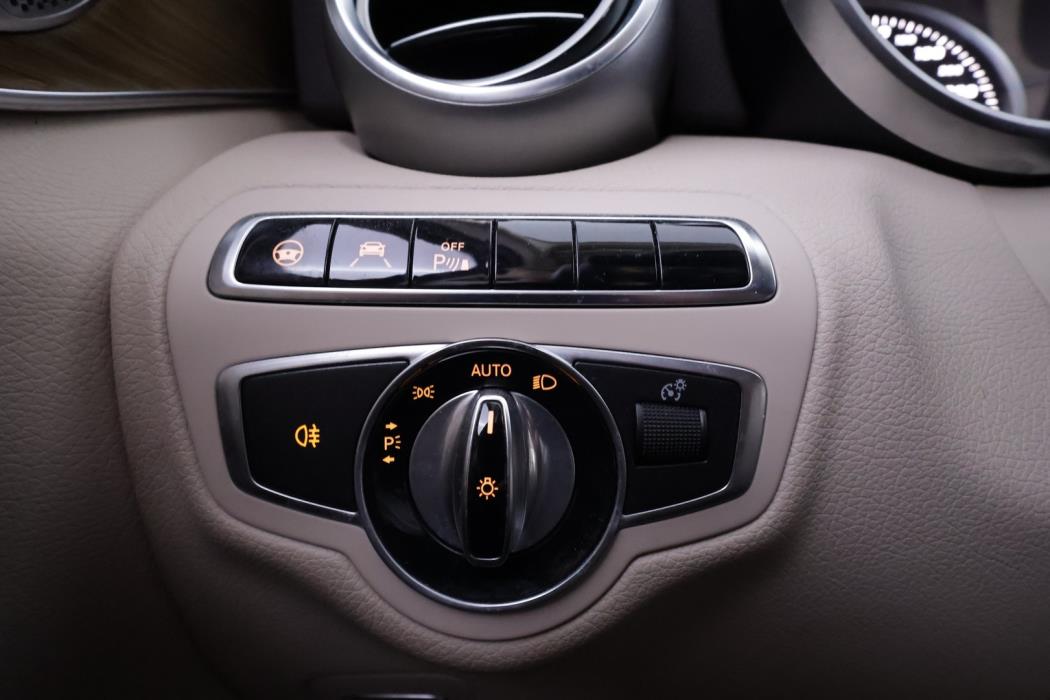 MERCEDES-BENZ C 2016