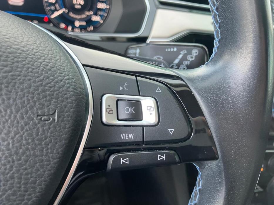 VOLKSWAGEN Passat 2019