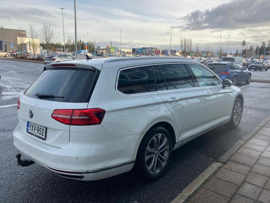 VOLKSWAGEN Passat 2019