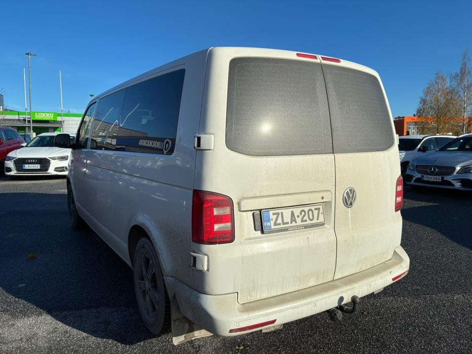 VOLKSWAGEN Transporter 2016