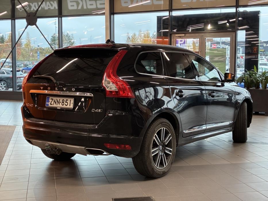 VOLVO XC60 2017
