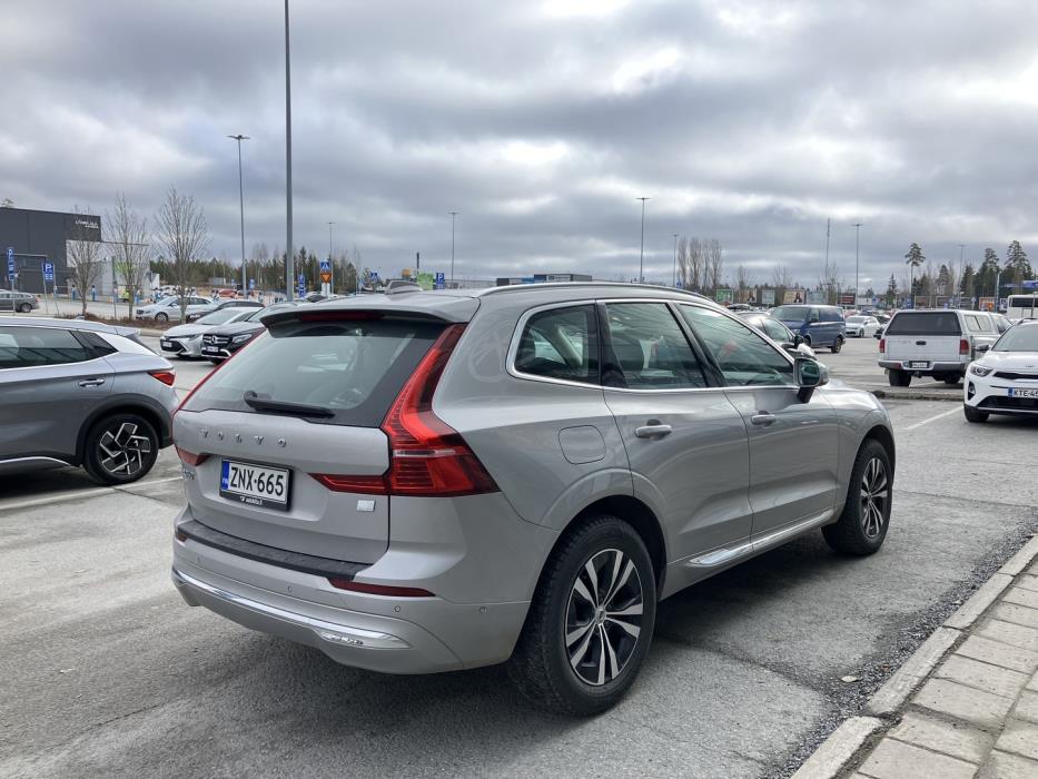 VOLVO XC60 2022