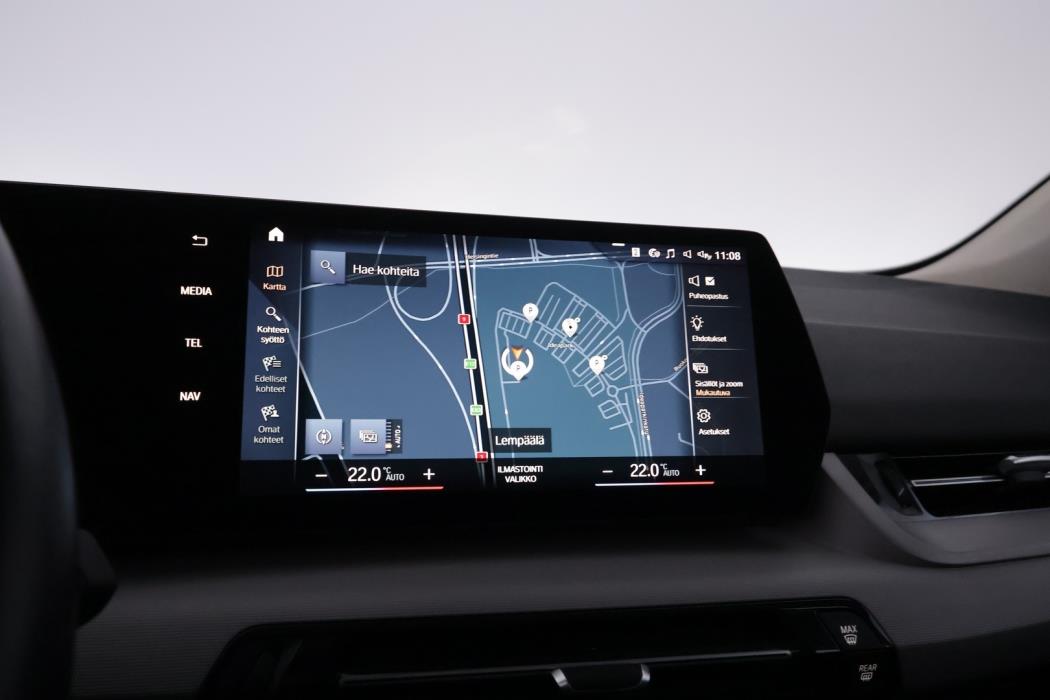 BMW 225 2023