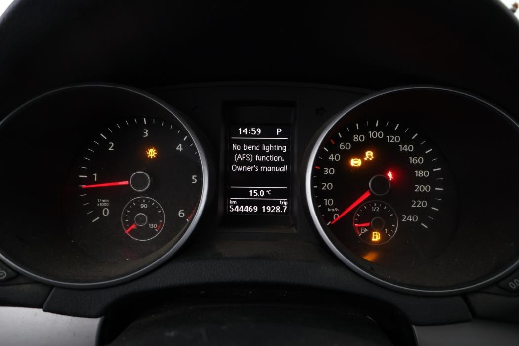 VOLKSWAGEN Golf 2010