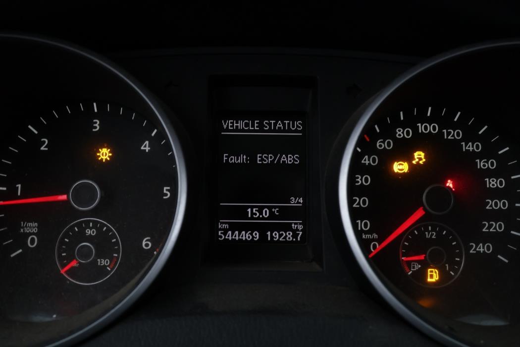 VOLKSWAGEN Golf 2010