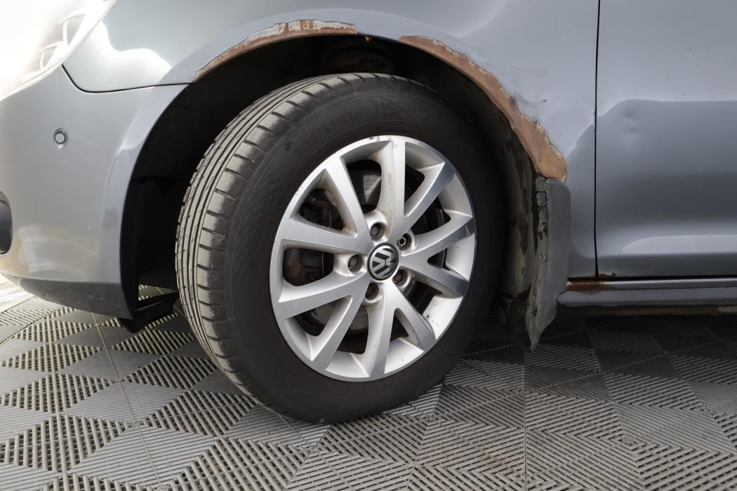 VOLKSWAGEN Golf 2010