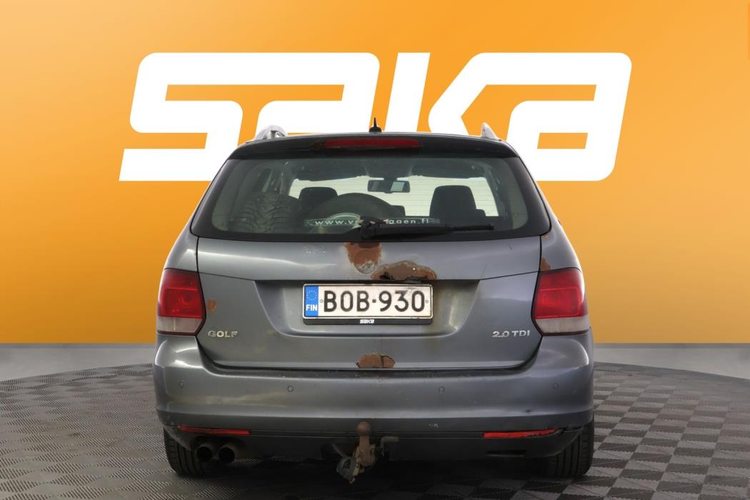 VOLKSWAGEN Golf 2010