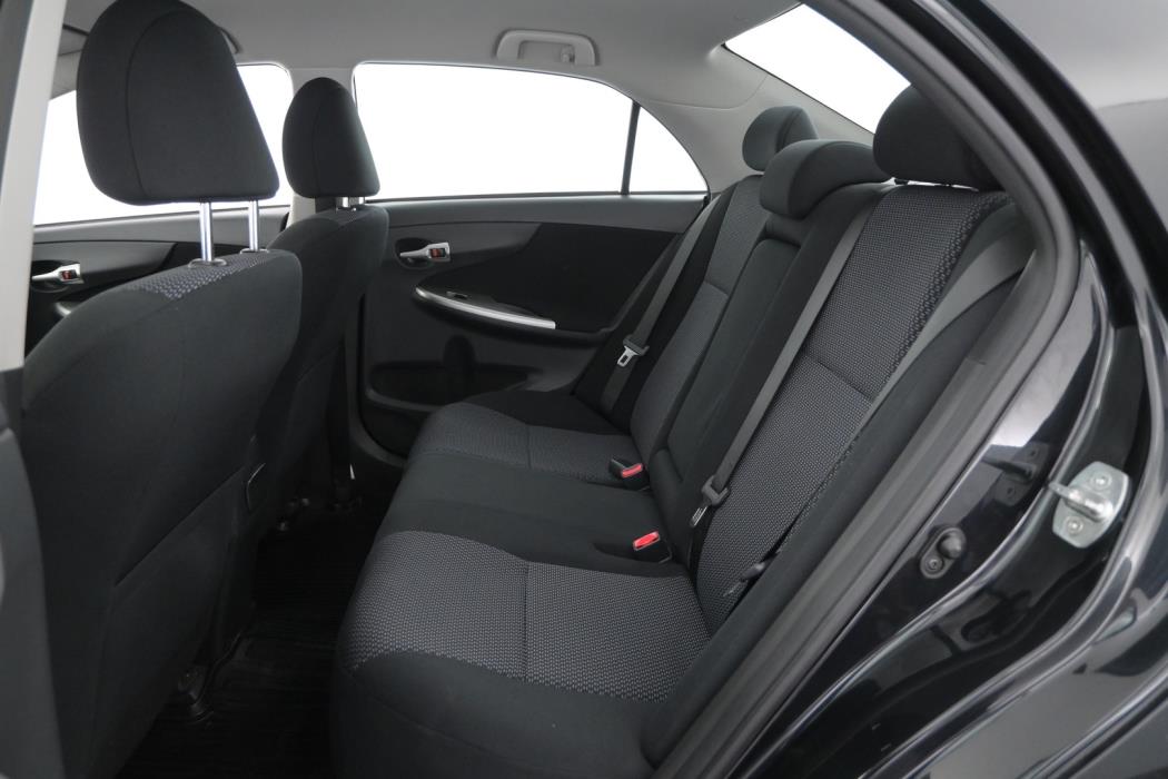 TOYOTA Corolla 2012