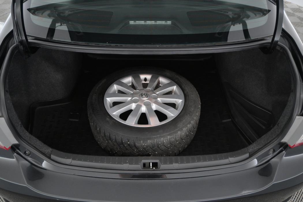 TOYOTA Corolla 2012
