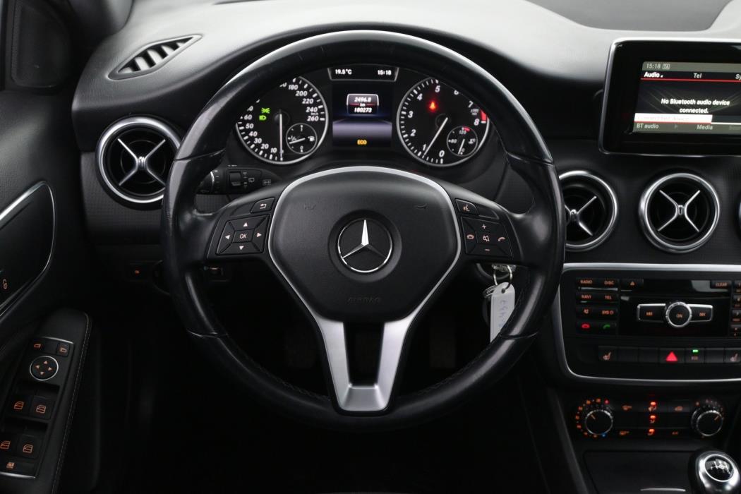 MERCEDES-BENZ A 2014