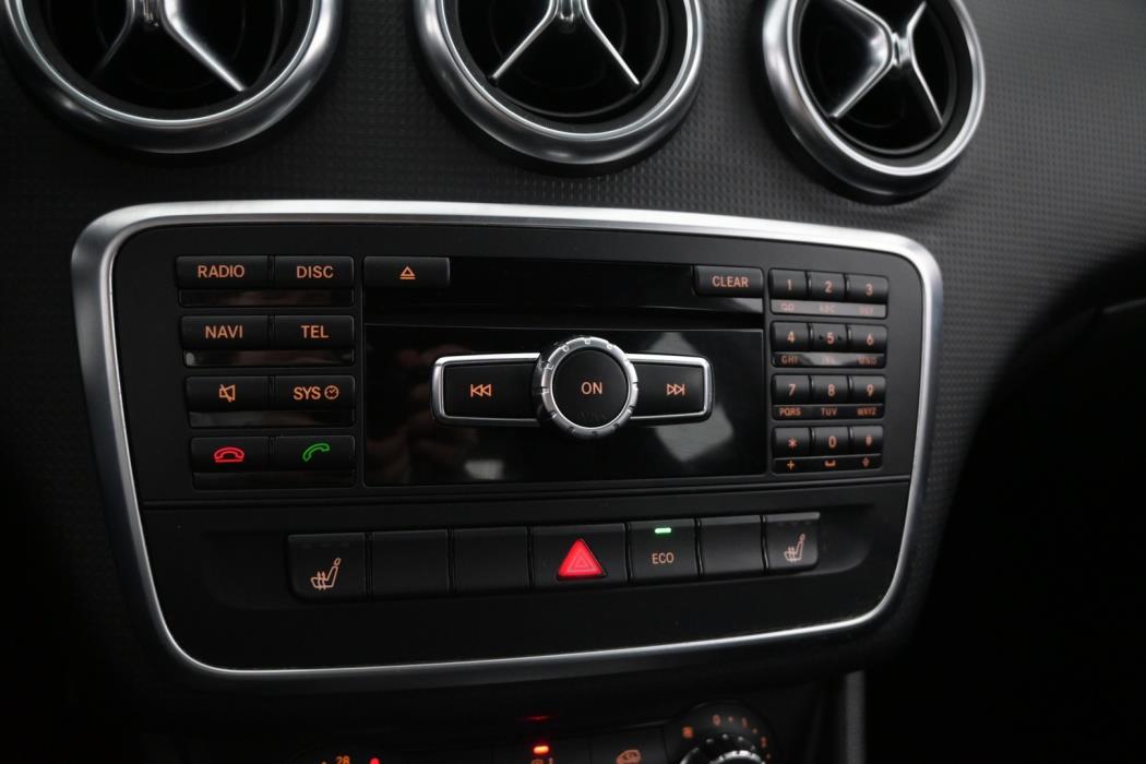 MERCEDES-BENZ A 2014