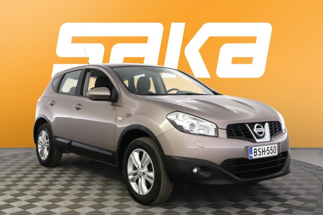 NISSAN Qashqai 2012
